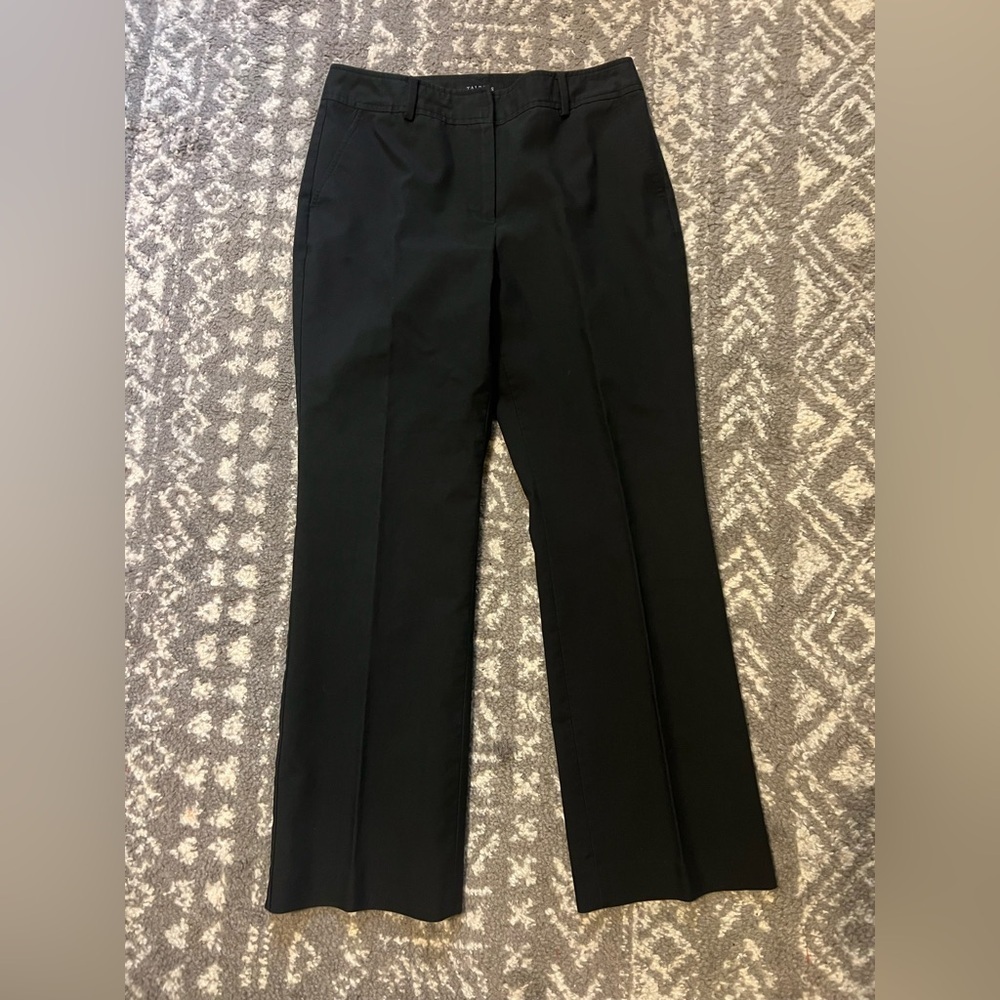 Talbots Heritage black pants with pockets in front and back size 8P (T129)